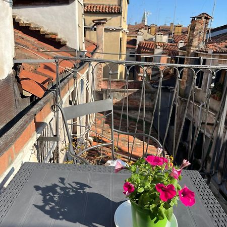 Romantic Rialto Apartment البندقية المظهر الخارجي الصورة